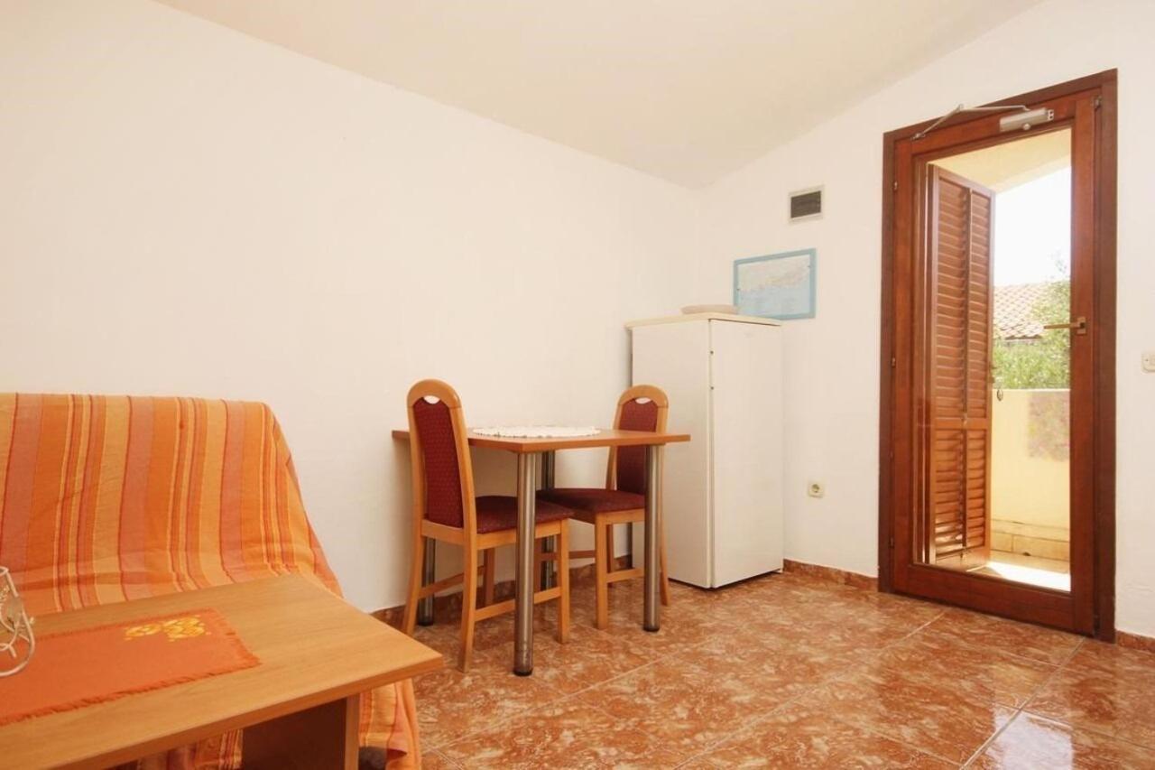 Apartments Tonka - 150M From The Sea & Parking Оребич Екстер'єр фото