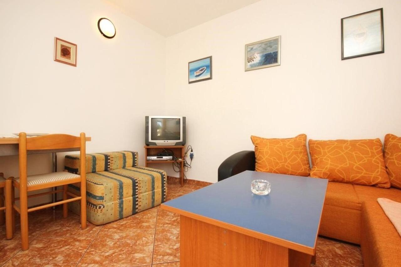 Apartments Tonka - 150M From The Sea & Parking Оребич Екстер'єр фото